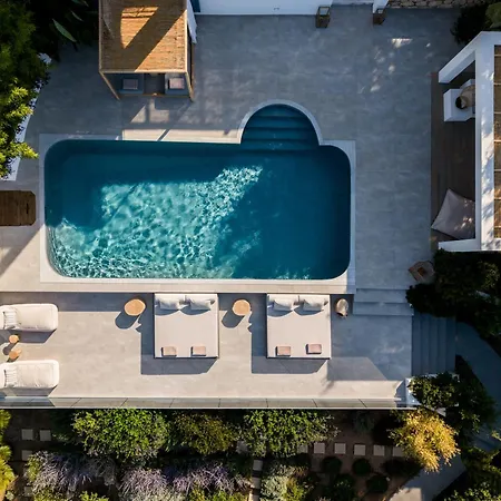 Villa Lourdas White *